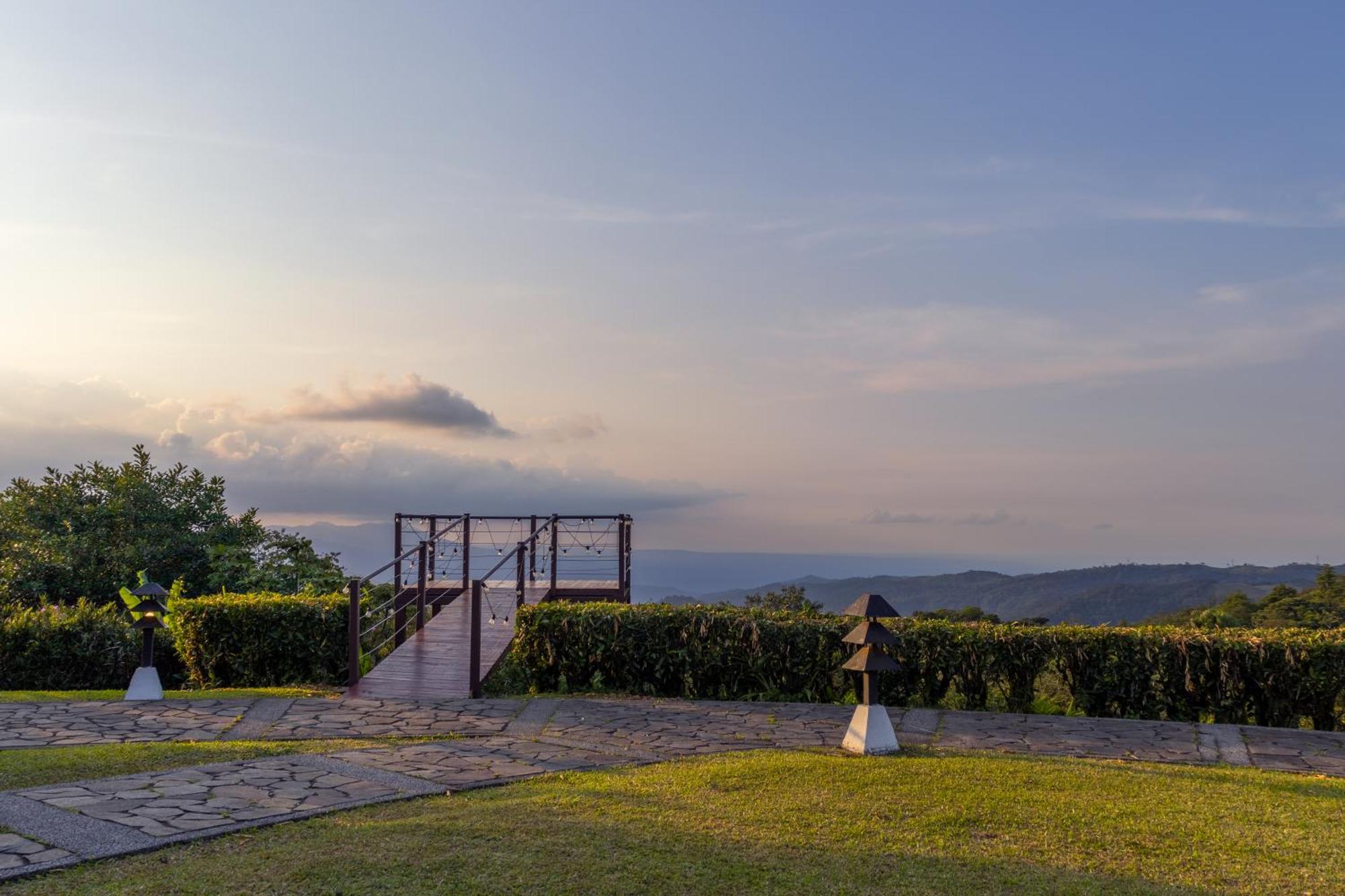 Villa Blanca Cloud Forest Hotel & Retreat San Ramón Exteriér fotografie